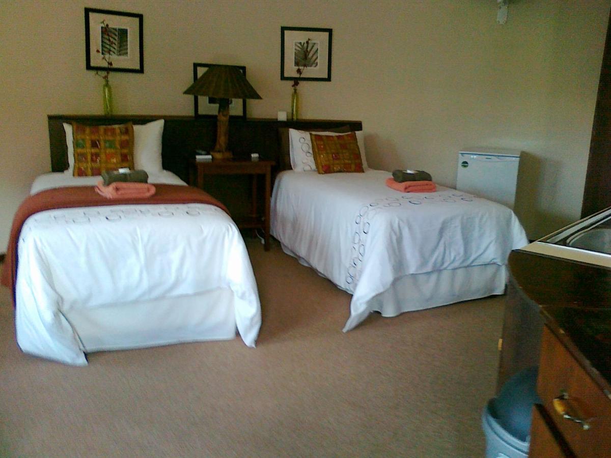 Khokha Moya Guesthouse Ermelo Esterno foto
