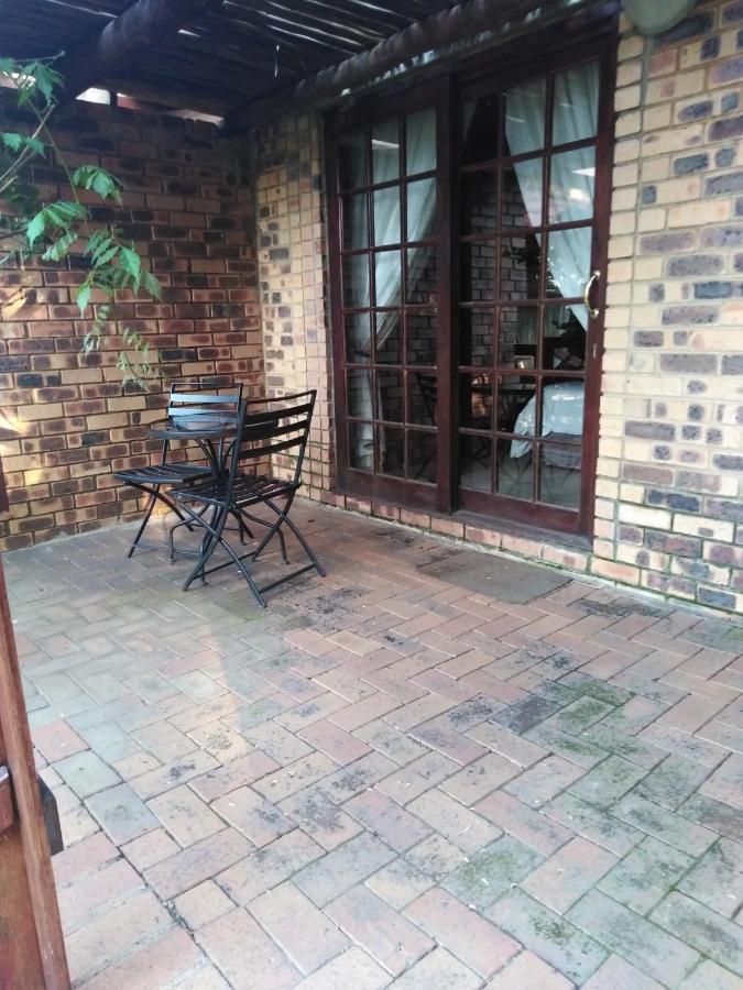 Khokha Moya Guesthouse Ermelo Esterno foto