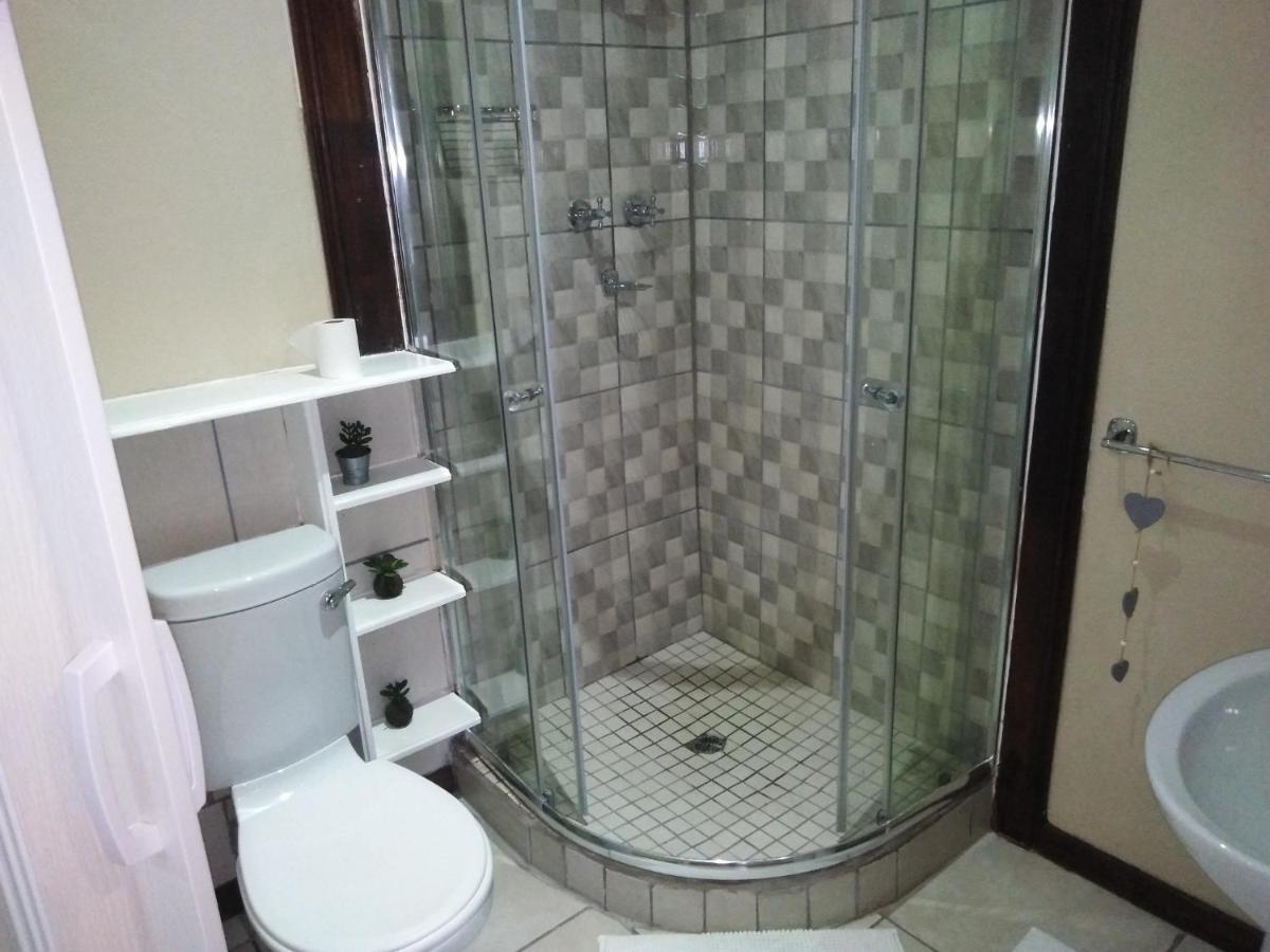 Khokha Moya Guesthouse Ermelo Esterno foto